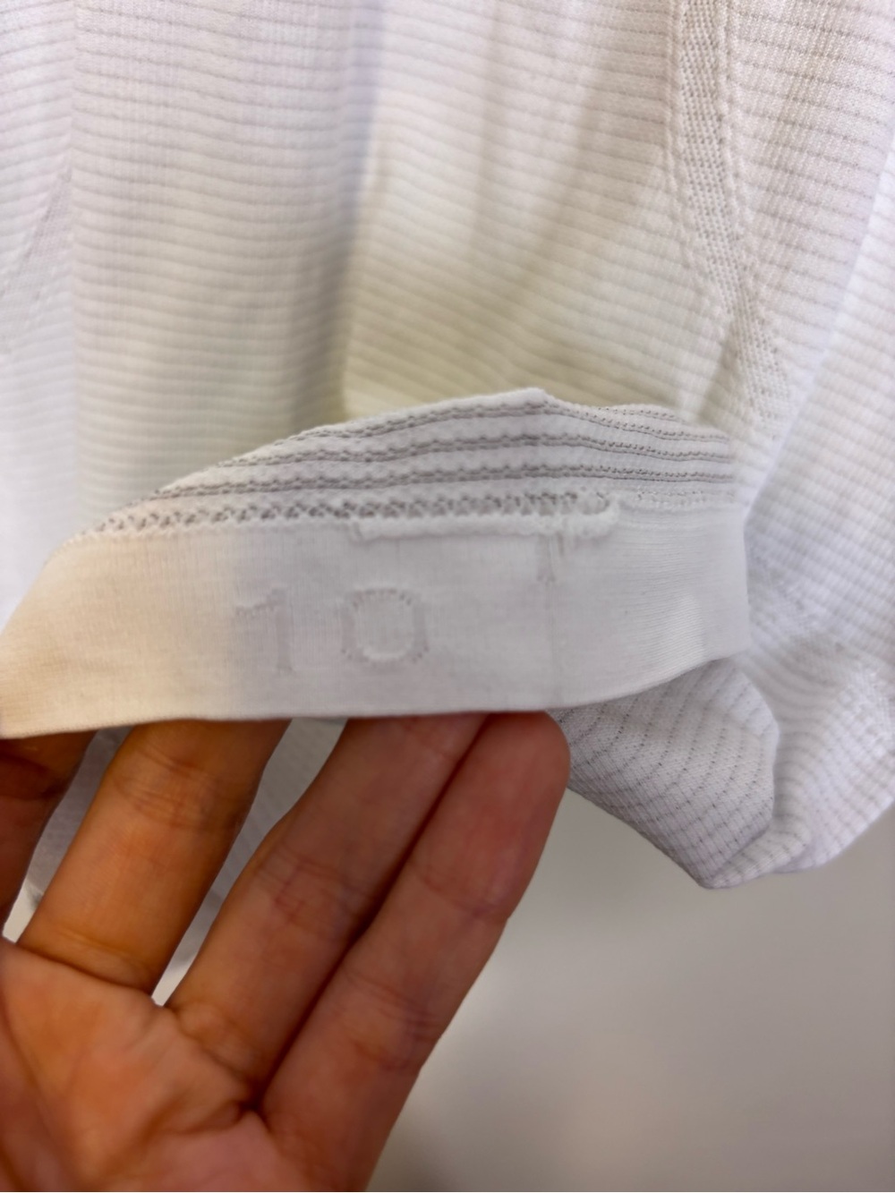 lululemon athletica White Swiftly Tech Short Sleeve Performance Tee 10 - Picture 3 of 4